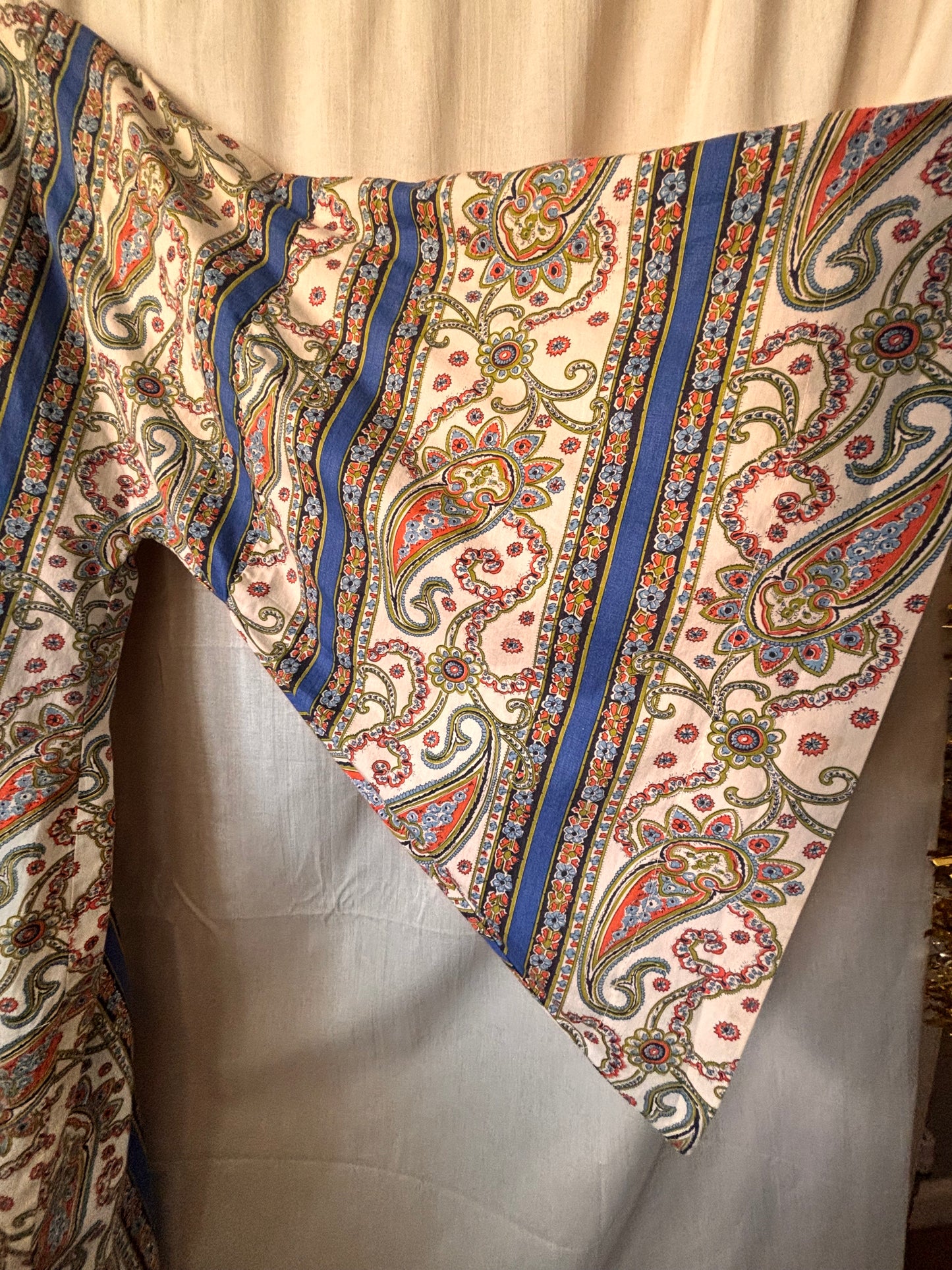 Vintage Handmade Paisley Kaftan Robe – 1970s Boho Print