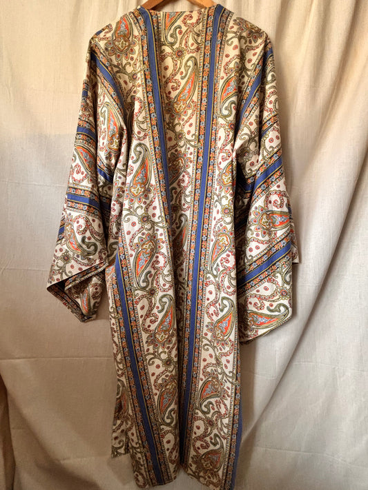 back view of 1970s handmade boho paisley kimono kaftan