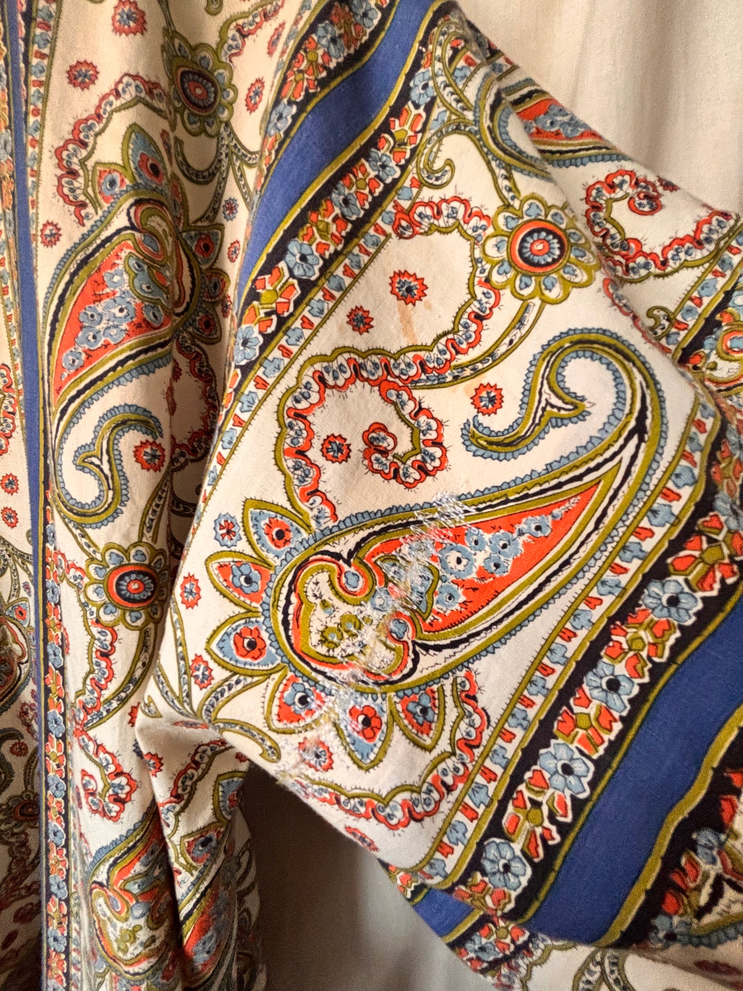 Vintage Handmade Paisley Kaftan Robe – 1970s Boho Print