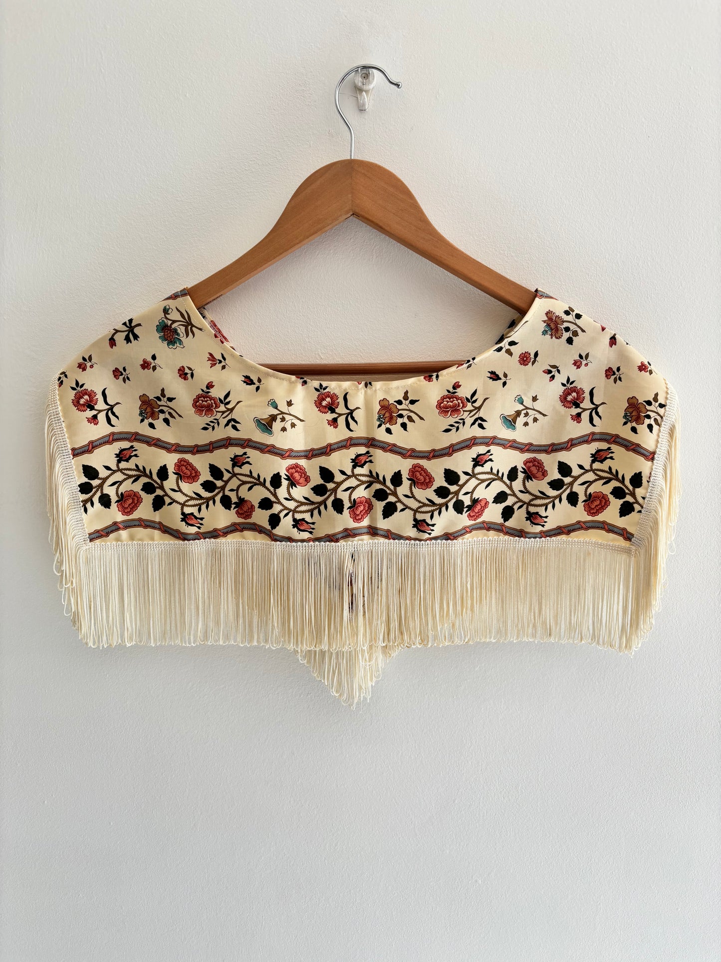 Je le porterais à nouveau - Col à franges provençal vintage