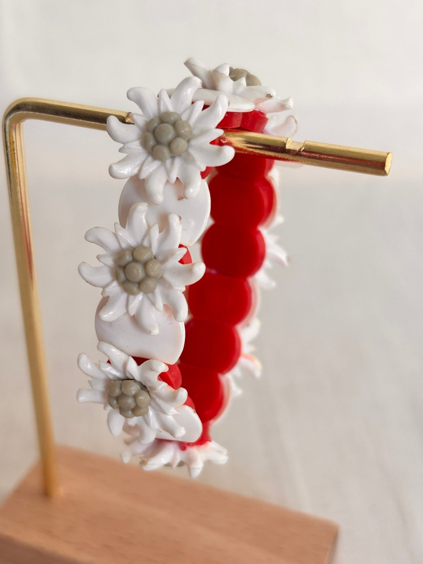 Vintage Child's 1950s Edelweiss Lucite Bracelet - I'd Wear That