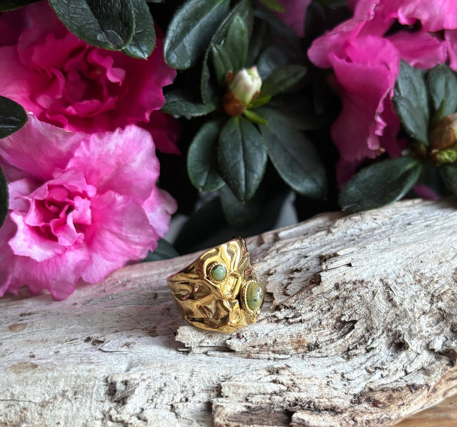 18ct Gold Plated African Turquoise Hammered Ring - I'd Wear That