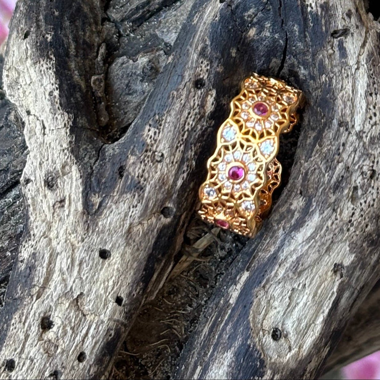 18ct Gold Plated Cubic Zirconia Flower Lace Ring - I'd Wear That