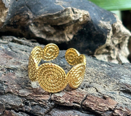 18ct Gold Plated Textured Spiral Ring | Adjustable Jewellery - I'd Wear That