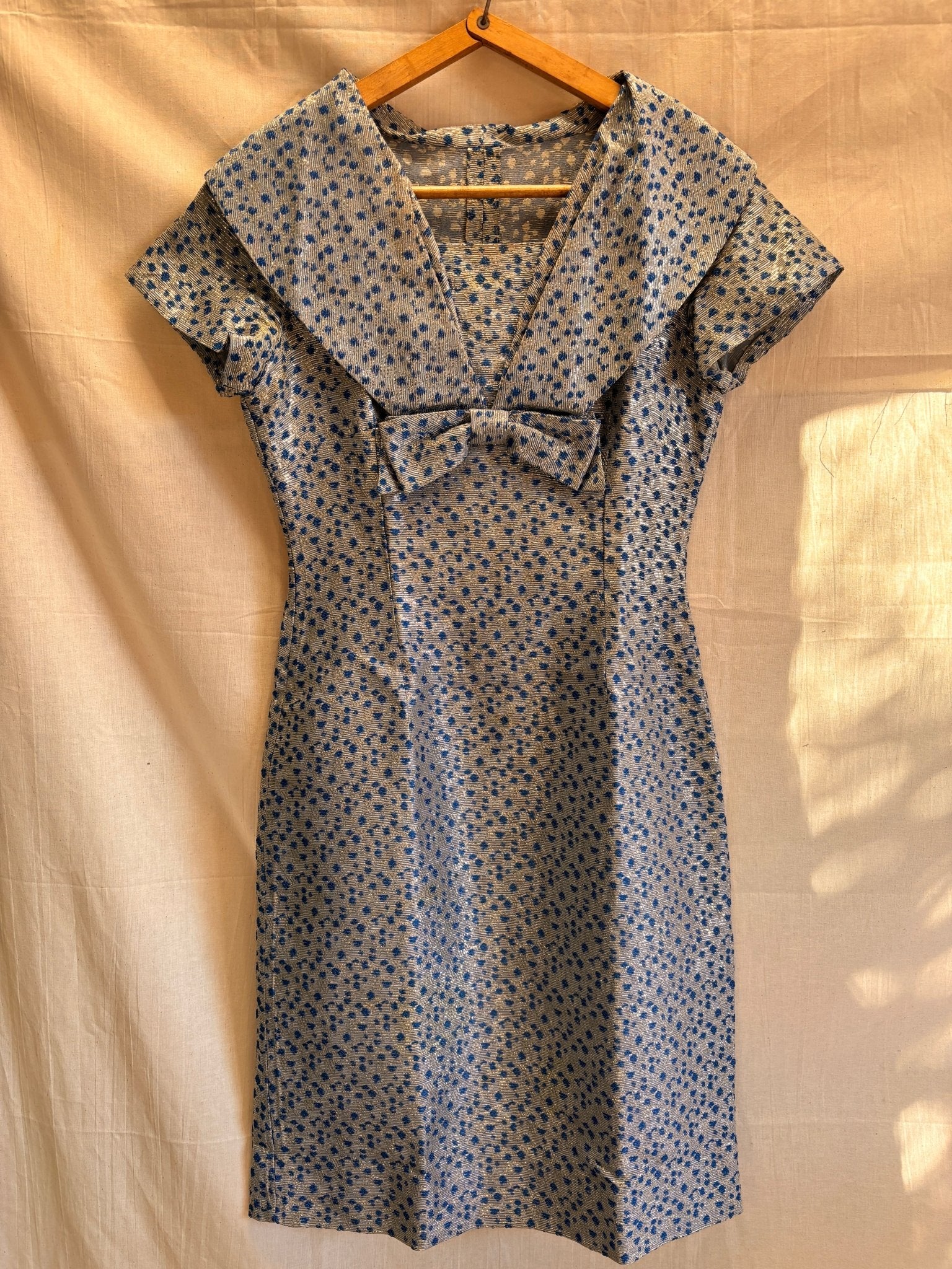 1960s Lamé Cocktail Dress with Bow Detail - I'd Wear That