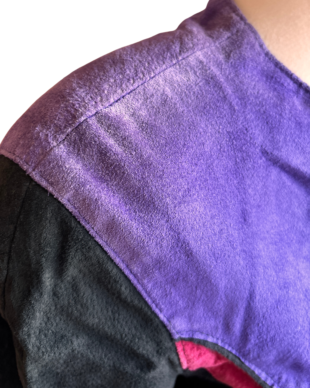 Robe boutonnée rose à motifs géométriques des années 1970