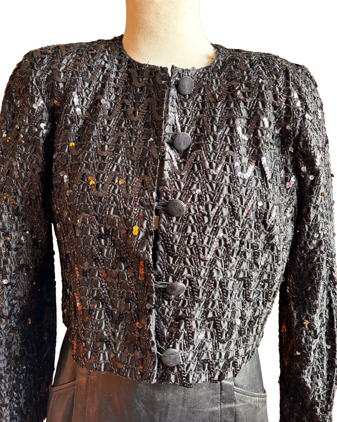 Haut court noir vintage à perles Joseph Ribkoff