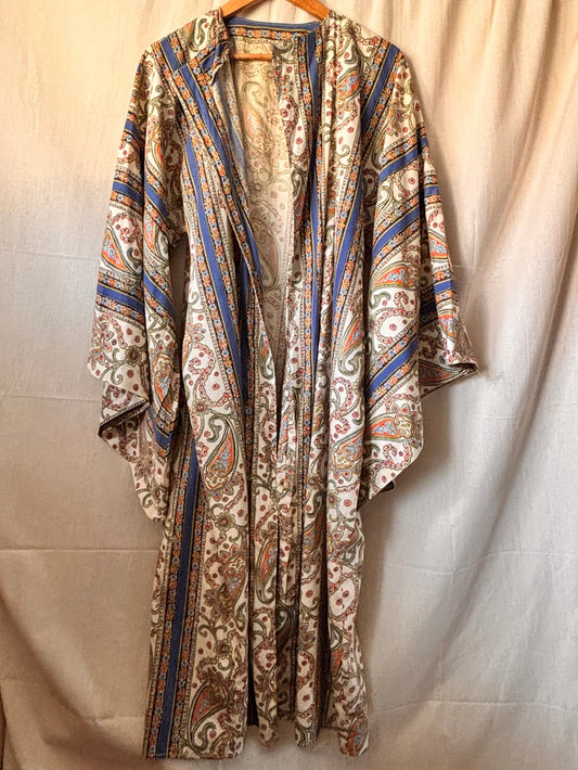 Vintage Handmade Paisley Kaftan Robe – 1970s Boho Print