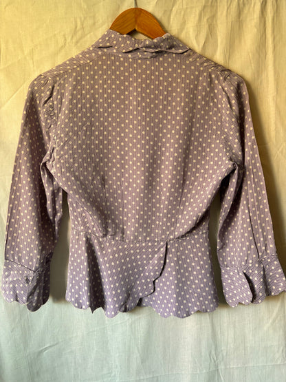 Ensemble deux pièces violet à pois, fait main, années 1940 – Rare, tour de taille 53 cm