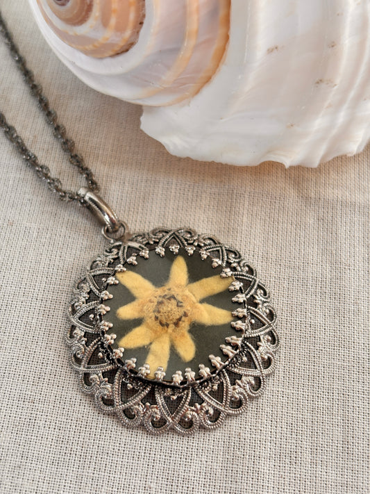 Vintage Edelweiss Pendant Necklace | 1970s Silver Filigree | Alpine Flower Jewellery | 71cm Chain