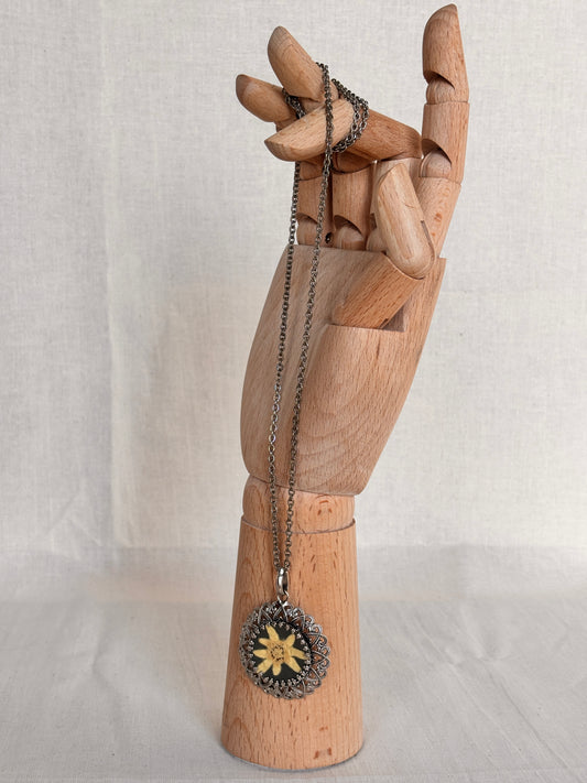 Vintage Edelweiss Pendant Necklace | 1970s Silver Filigree | Alpine Flower Jewellery | 71cm Chain