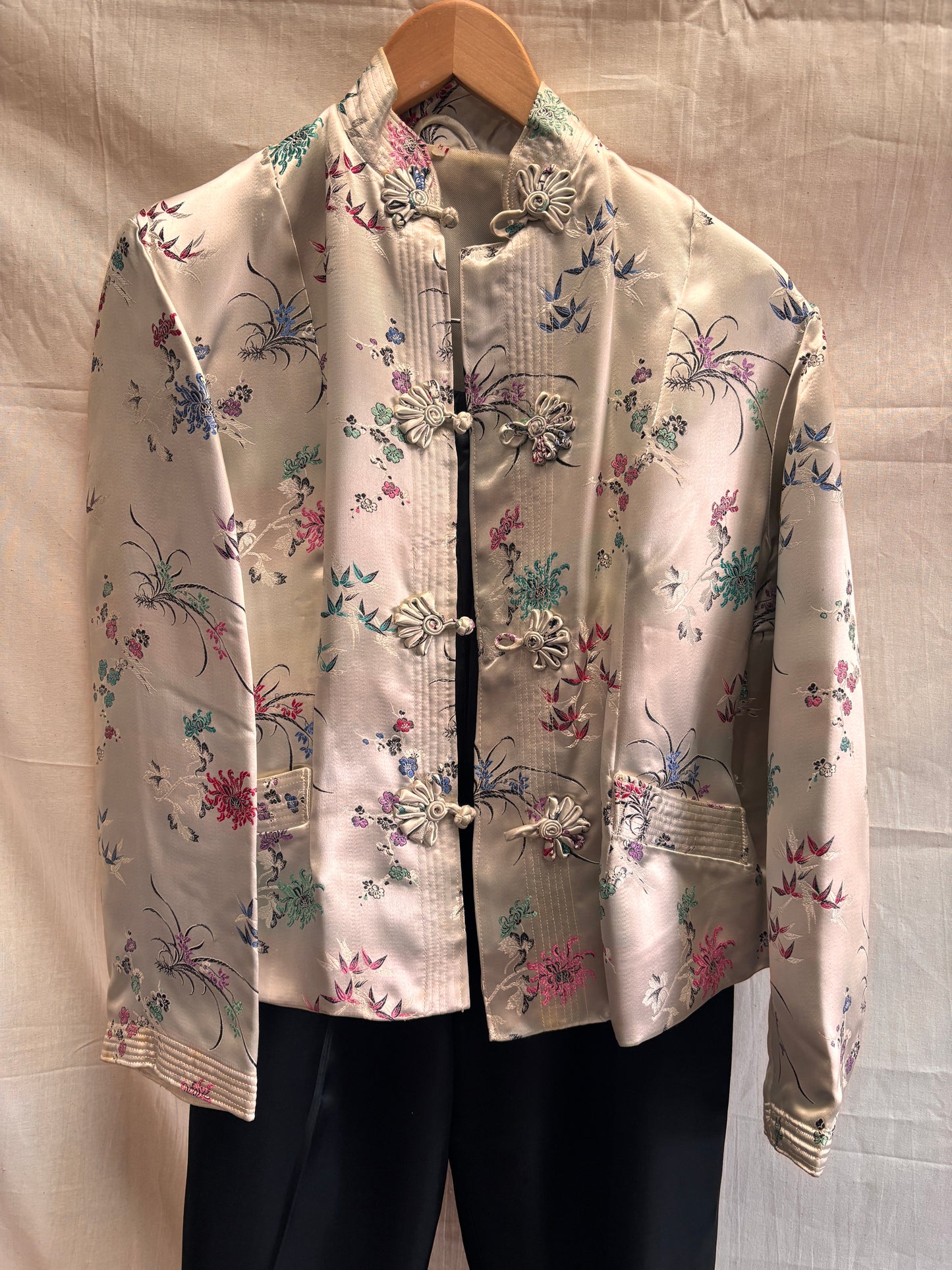 Vintage 1960s Chinese Satin Lounge Set