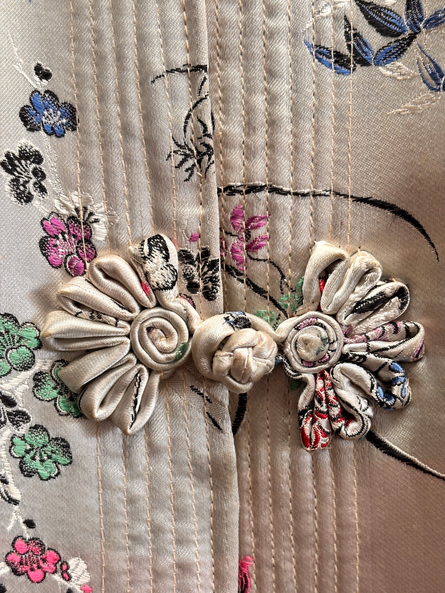 Vintage 1960s Chinese Satin Lounge Set