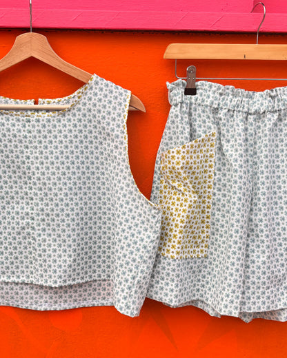 Je la porterais à nouveau - Robe en dentelle aux baies sauvages recyclée