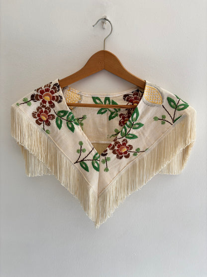 I'd [re]Wear That - Vintage Floral Embroidered Fringe Collar