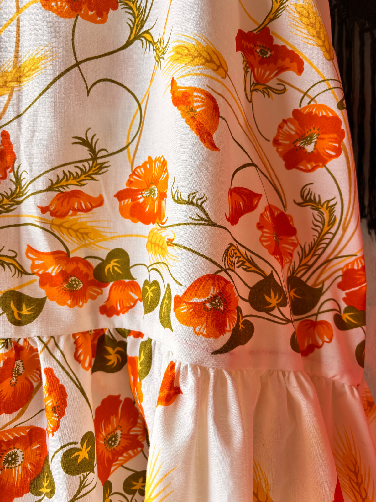 Je la porterais à nouveau - Robe en dentelle aux baies sauvages recyclée