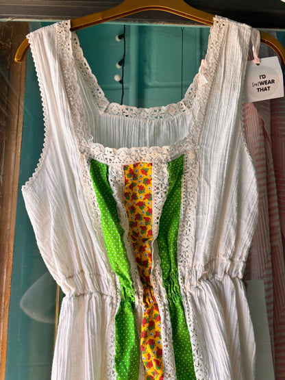 I'd [re]Wear That - Upcycled Wildberry Lace Dress