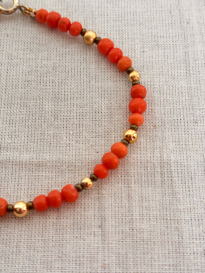 Antique Coral Bead Necklace & Bracelet Set - I'd Wear That