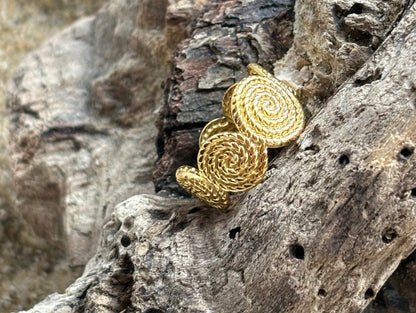 Bague spirale texturée ajustable plaquée or 18 carats