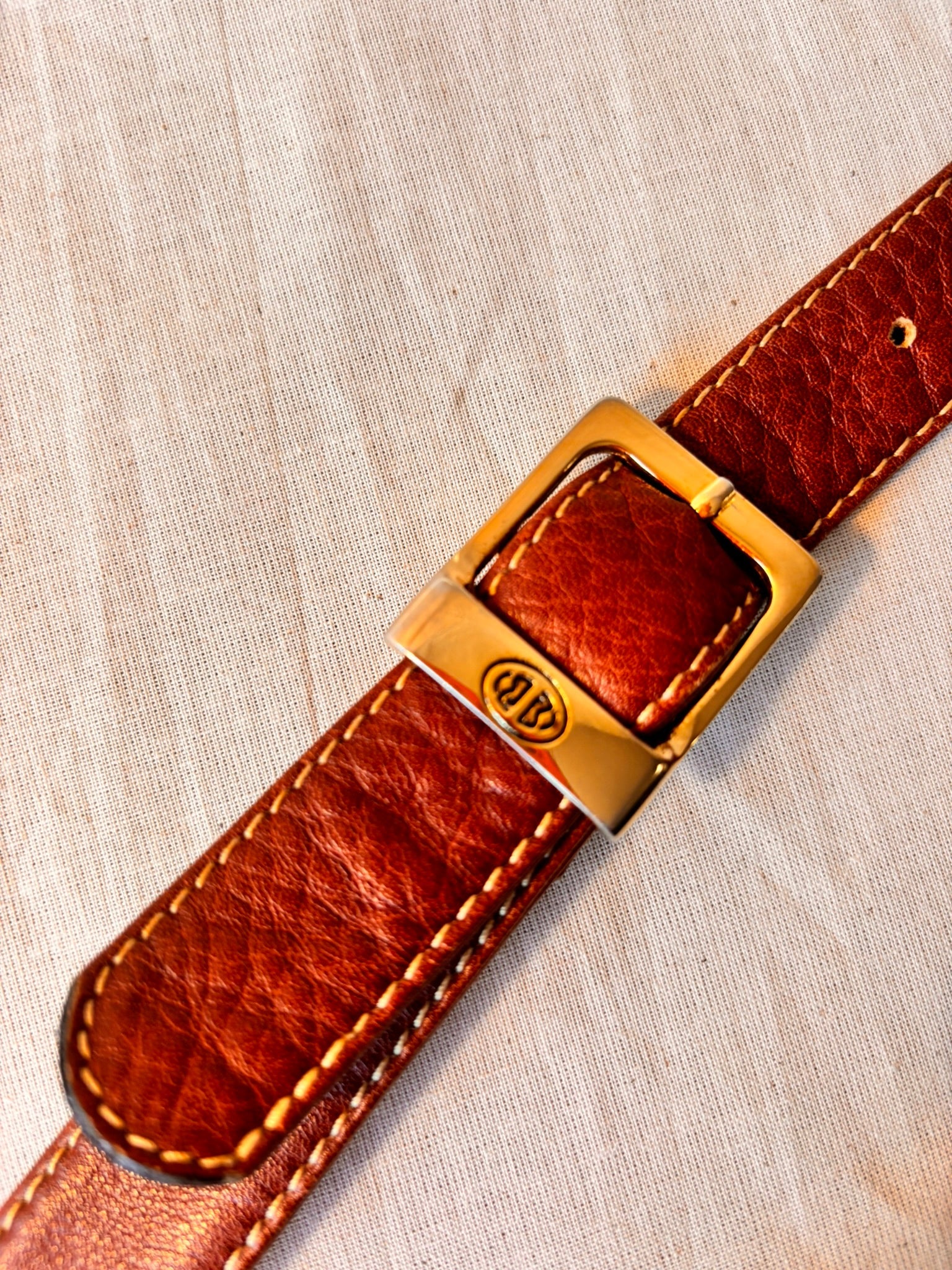 Vintage 90s Black and Tan Spanish Leather Crossbody Bag - I'd Wear That