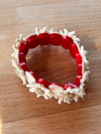 Vintage Child's 1950s Edelweiss Lucite Bracelet - I'd Wear That