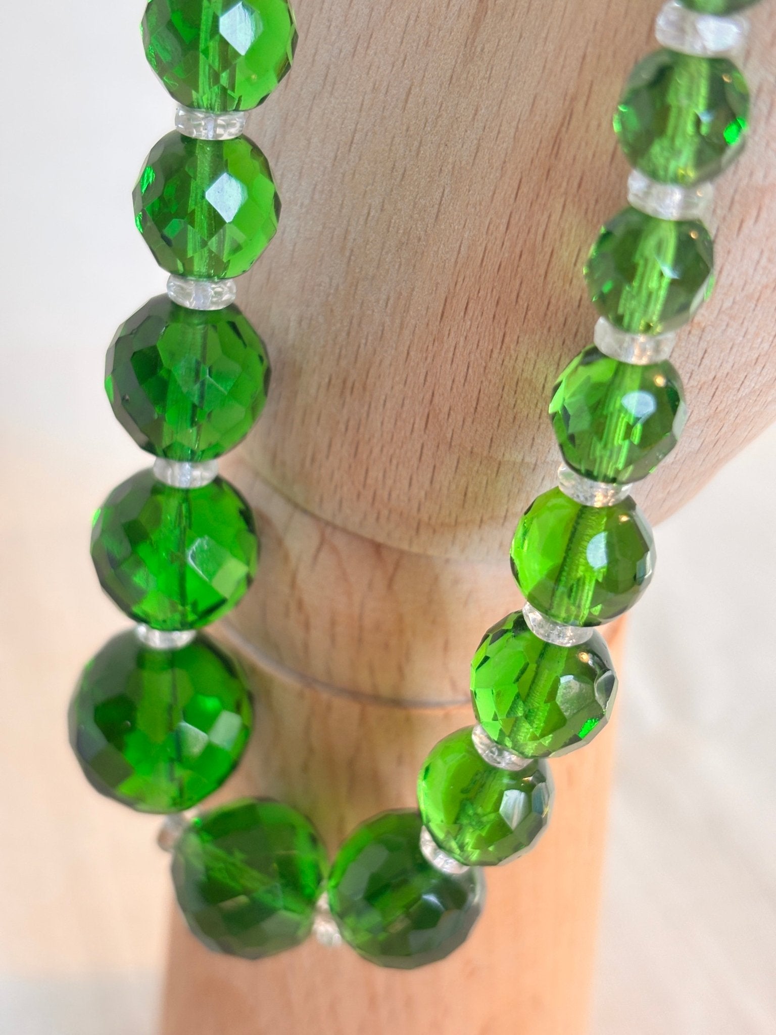 Vintage Green Glass Faceted Beaded Necklace - I'd Wear That