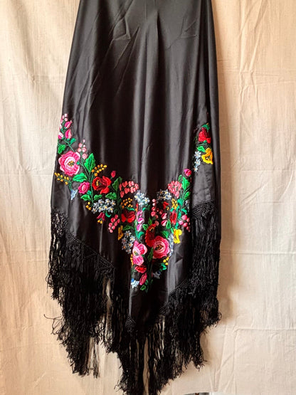 Vintage Hungarian Embroidered Shawl - I'd Wear That