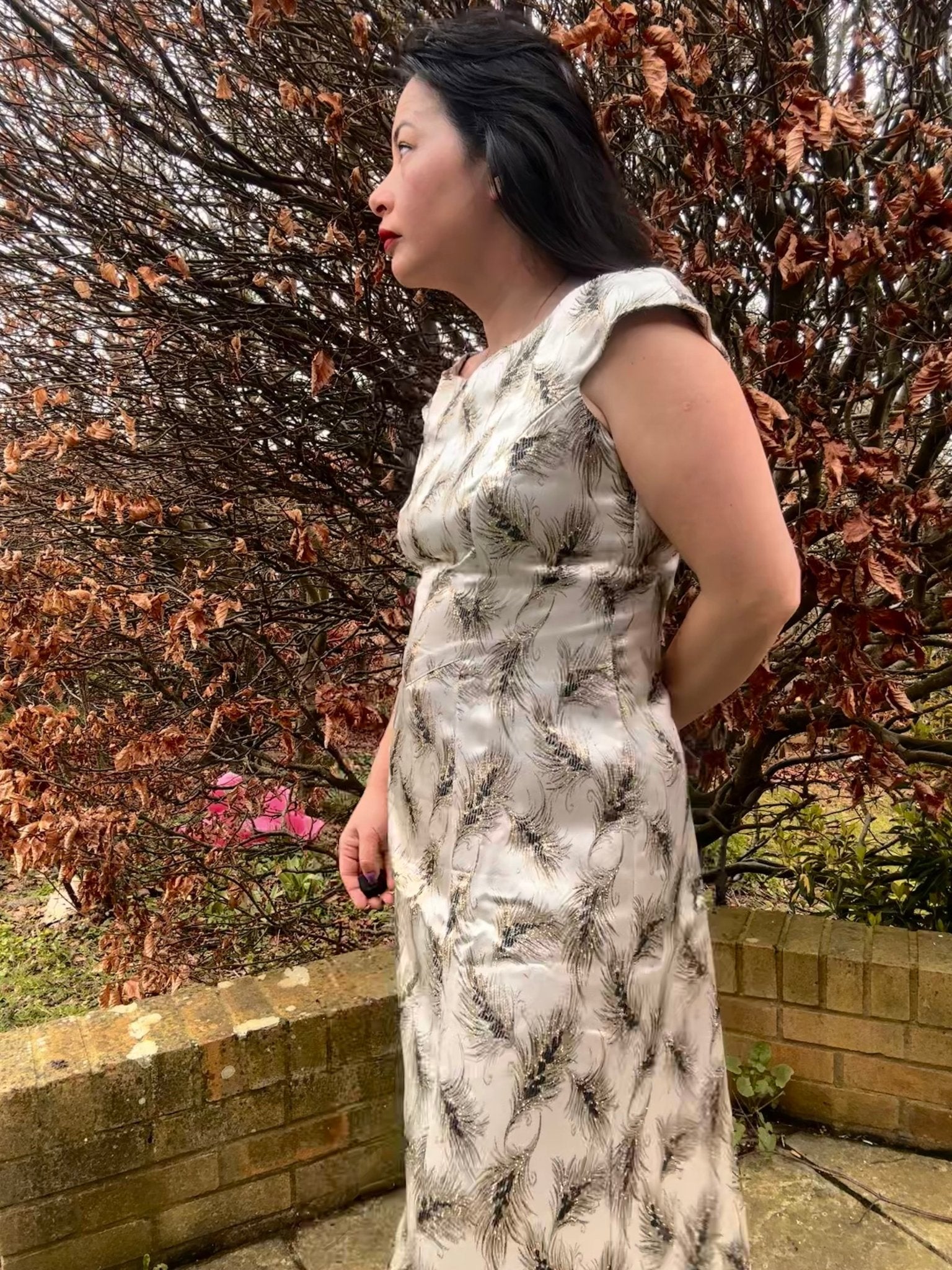 Vintage Silver Brocade Cocktail Dress with Feather Motif - I'd Wear That