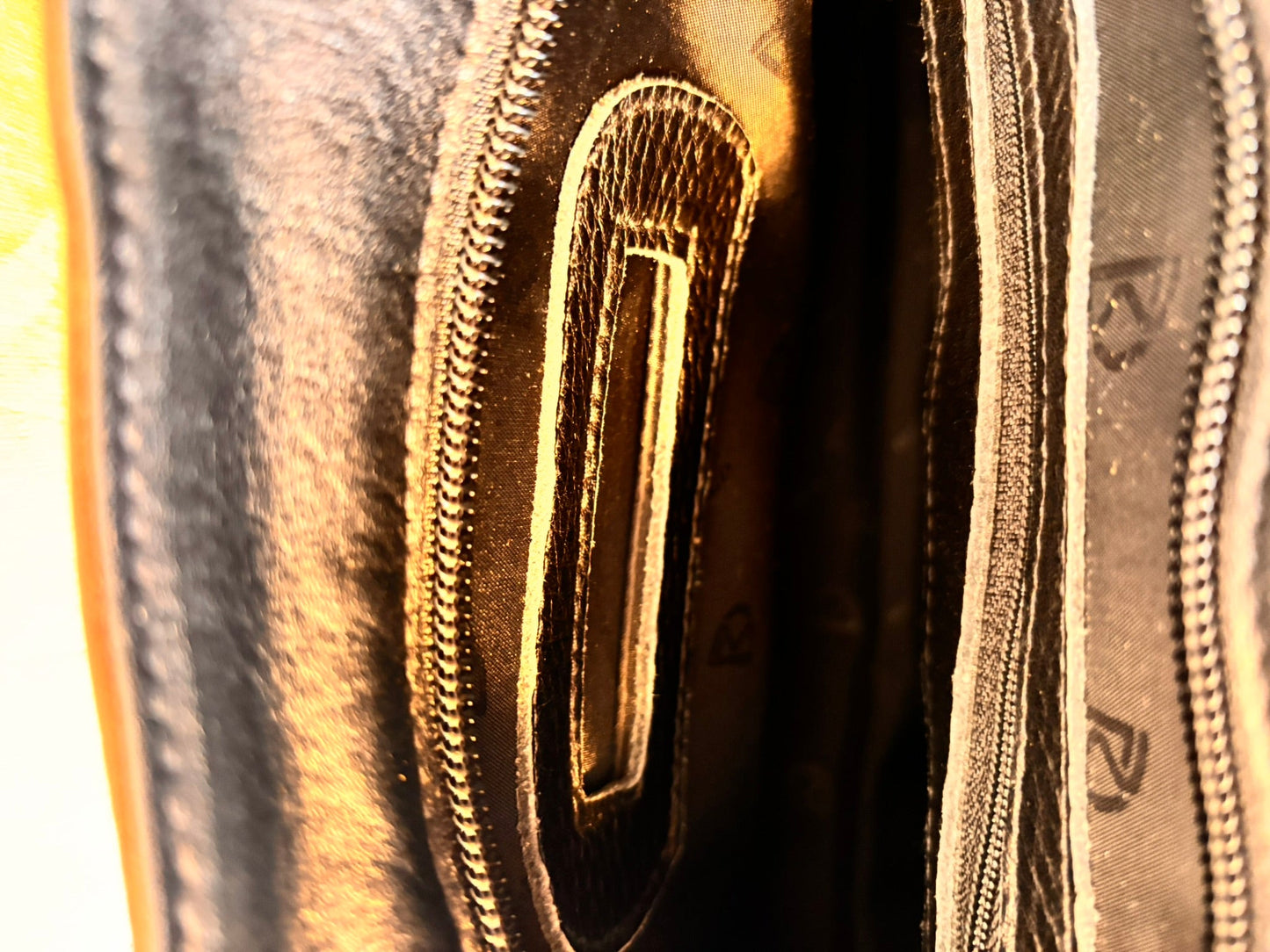 Vintage Spanish Leather Kelly Style Handbag | Black & Tan Leather Bag - I'd Wear That